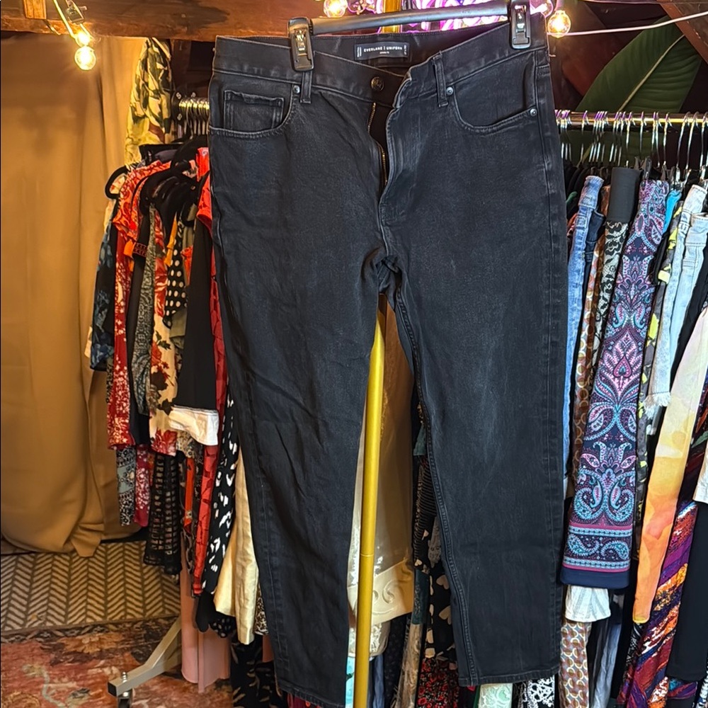 Everlane Black Skinny Jeans Sleek Design